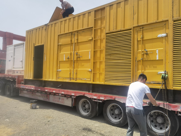 户县发电机出租100KW发电机需要什么规格的电缆线?