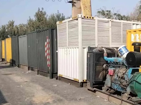 户县200KW柴油发电机机组每小时油耗是多少?