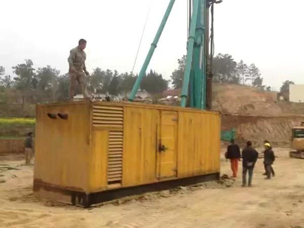 户县如何判断水冷式机油散热器密封件是否需要更换?